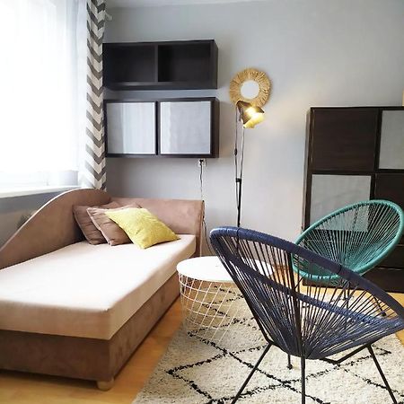 Апартаменты Apartament Good Morning Валбжих Экстерьер фото